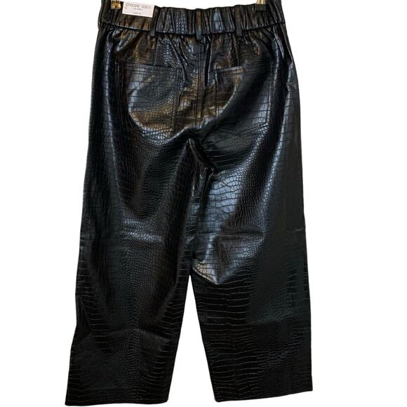 Chico's Pants NWT Size 0 (4) Faux Crocodile Leather Wide-Leg Crop Black Coquette - Picture 3 of 10